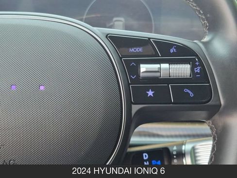 Used 2024 Hyundai Ioniq 6 SEL AWD/4WD image 17