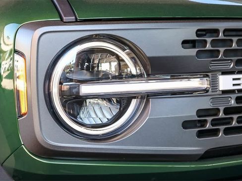 New 2025 Ford Bronco Badlands w/ Sasquatch Package image 4