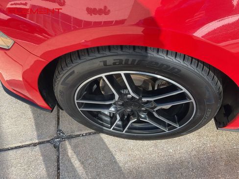 Used 2022 Ford Mustang Premium image 6