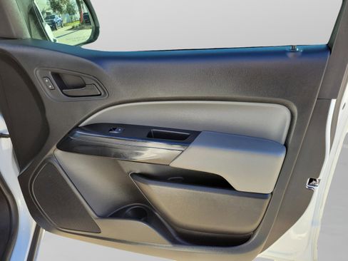 Used 2020 Chevrolet Colorado W/T w/ WT Convenience Package image 27