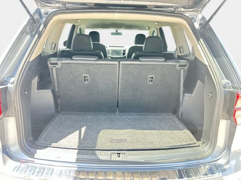 Used 2019 Volkswagen Atlas SE w/ Towing Package FWD image 9