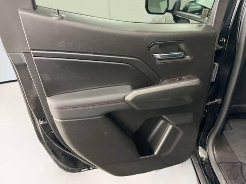 Used 2023 Chevrolet Colorado Z71 image 27