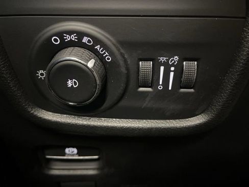 Used 2023 Jeep Grand Cherokee Limited w/ Trailer Tow Prep Group (B) image 45