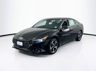 Used 2023 Hyundai Elantra Limited image 1
