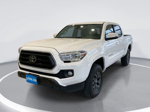 Used 2023 Toyota Tacoma SR5 w/ Technology Package AWD/4WD image 1