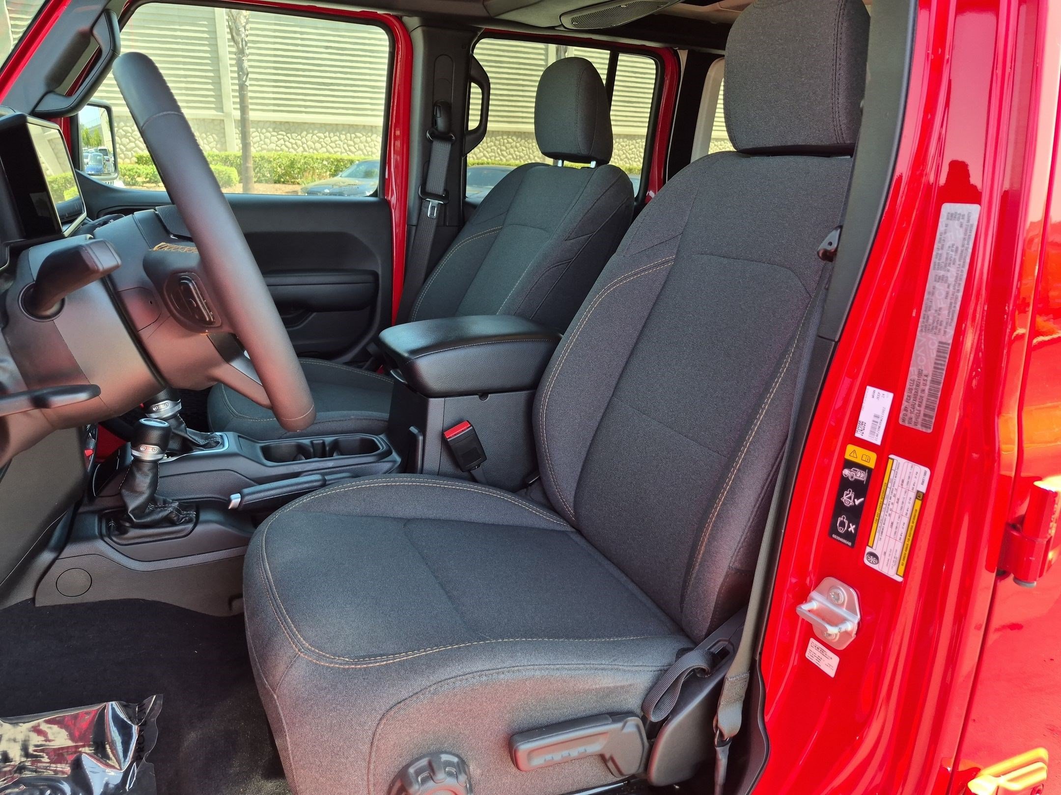 Used 2024 Jeep Wrangler Unlimited AWD/4WD image 16