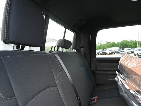 New 2026 RAM 2500 Tradesman AWD/4WD image 25