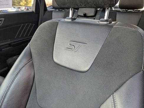Used 2022 Ford Edge ST w/ Equipment Group 401A AWD/4WD image 27