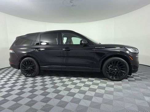 Used 2023 Lincoln Aviator Reserve w/ Equipment Group 201A RWD image 8