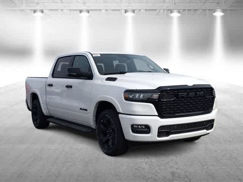 Used 2025 RAM 1500 Big Horn AWD/4WD image 2