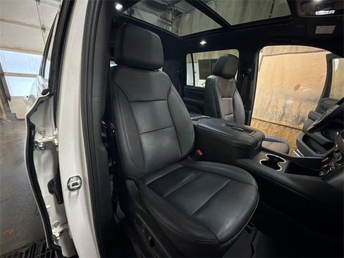 Certified 2024 Chevrolet Suburban Z71 w/ Luxury Package image 27