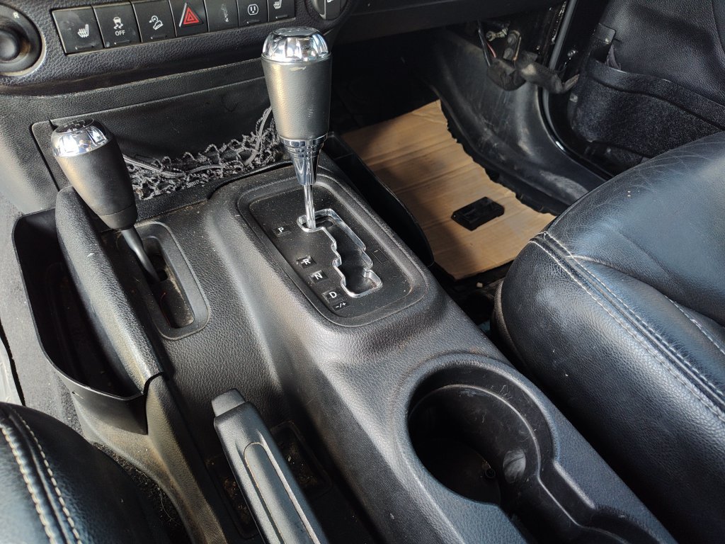 Used 2016 Jeep Wrangler Rubicon AWD/4WD image 27
