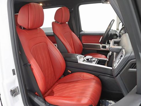Used 2022 Mercedes-Benz G 550 image 27