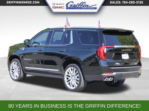 New 2026 GMC Yukon Denali w/ Denali Reserve Package AWD/4WD image 3