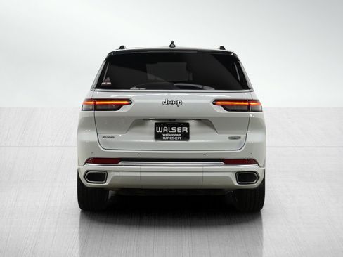 Used 2024 Jeep Grand Cherokee L Summit image 4