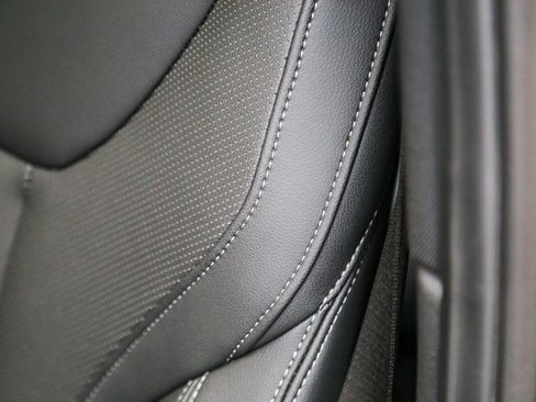 Used 2026 BMW 330i Sedan w/ M Sport Package RWD image 22