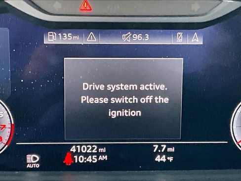 Used 2020 Audi Q3 2.0T Premium Plus w/ Premium Plus Package image 21