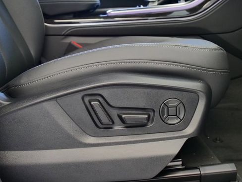 New 2026 Audi Q8 Premium Plus image 17