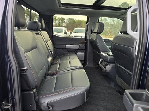 Used 2023 Ford F150 Lariat w/ Trailer Tow Package image 13