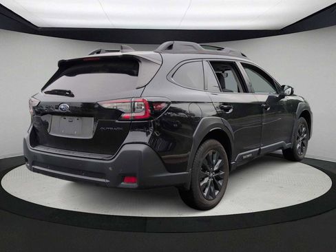 Certified 2024 Subaru Outback Onyx Edition AWD/4WD image 8