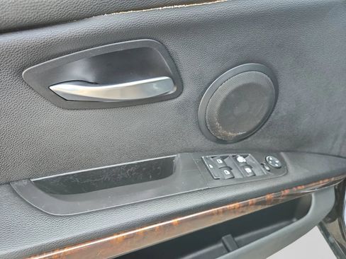 Used 2006 BMW 325i Sedan RWD image 14