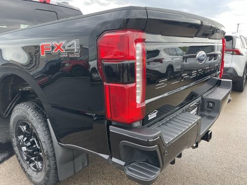 Used 2024 Ford F250 XL w/ STX Appearance Package image 29