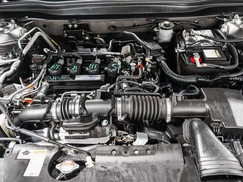 Used 2019 Honda Accord LX image 27