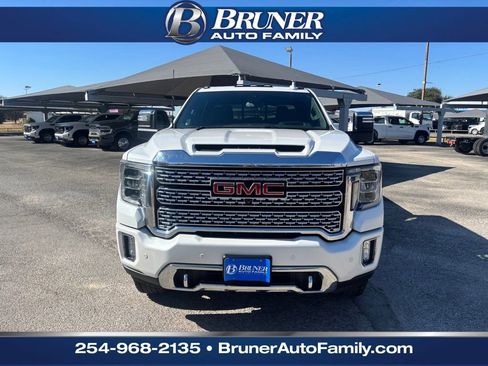 Used 2020 GMC Sierra 2500 Denali w/ Denali Ultimate Package image 2