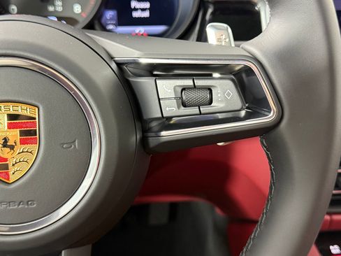 New 2026 Porsche Macan image 29