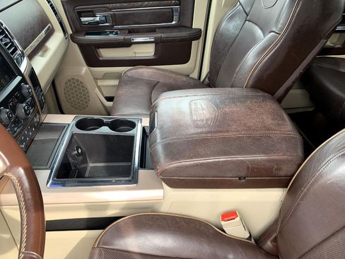Used 2014 RAM 1500 Laramie Longhorn RWD image 15