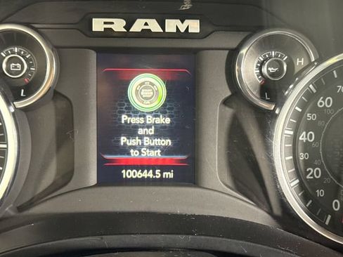 Used 2023 RAM 1500 Big Horn AWD/4WD image 31