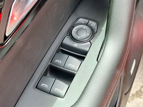 Used 2024 Chevrolet Blazer RS w/ Enhanced Convenience Package image 18