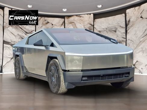 Used 2025 Tesla Cybertruck AWD Crew Cab image 1