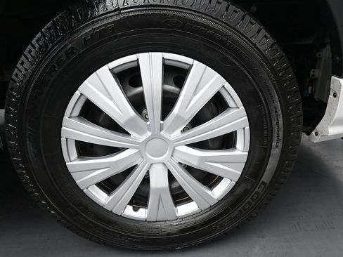 Used 2024 Ford Transit 350 XLT image 37