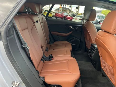 Used 2022 Audi Q8 Premium Plus w/ Premium Plus Package image 27