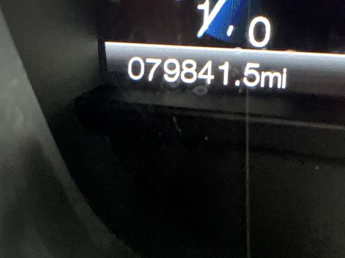 Used 2017 Ford Fusion SE w/ Fusion SE Technology Package image 19