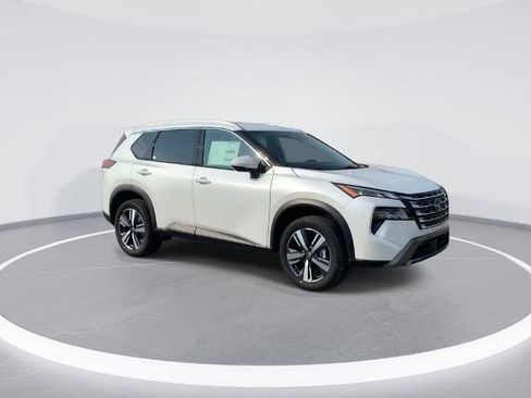 Certified 2024 Nissan Rogue SL AWD/4WD image 2
