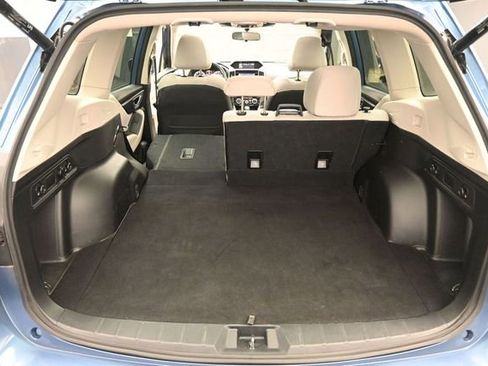 Used 2022 Subaru Forester Premium AWD/4WD image 24