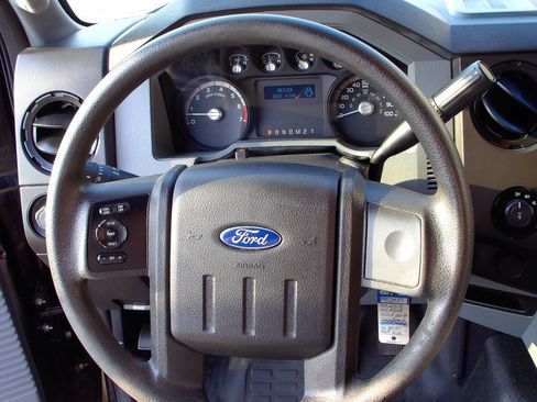 Used 2016 Ford F250 XL w/ Power Equipment Group AWD/4WD image 10