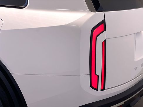 New 2027 Kia Telluride EX FWD image 9