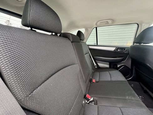 Used 2017 Subaru Outback 2.5i Premium image 20