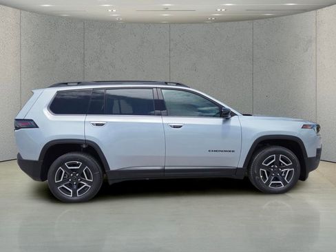 New 2026 Jeep Cherokee Limited AWD/4WD image 3