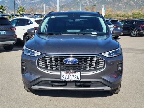 Used 2025 Ford Escape SE image 8