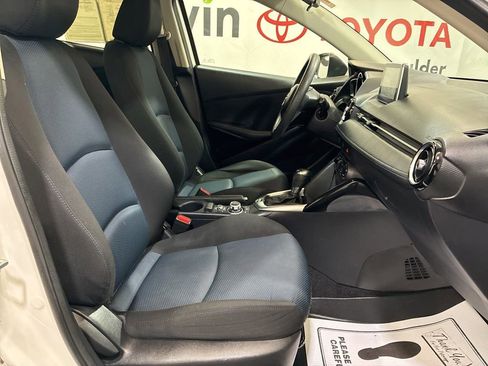 Used 2018 Toyota Yaris iA FWD image 12