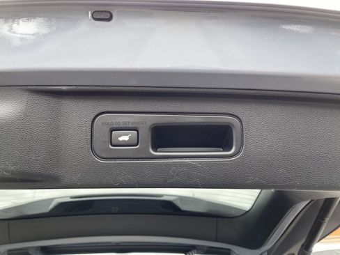 Used 2023 Honda Pilot Elite image 21