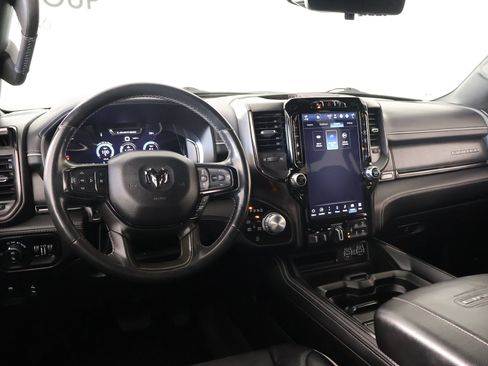Used 2023 RAM 1500 Limited AWD/4WD image 2