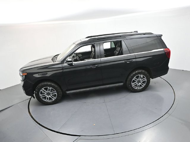 Used 2025 Ford Expedition Active AWD/4WD image 41