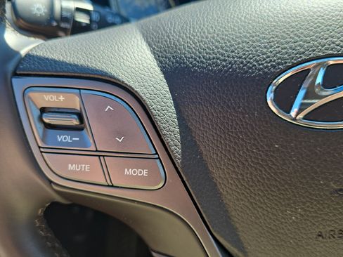 Used 2017 Hyundai Santa Fe Sport AWD/4WD image 23