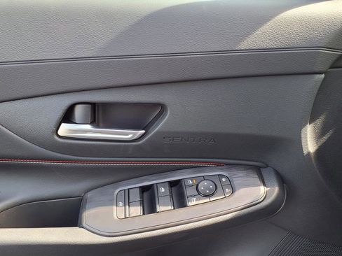 New 2026 Nissan Sentra SR w/ Floor Mat Package FWD image 17