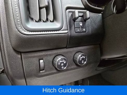 Used 2021 GMC Canyon Denali image 17